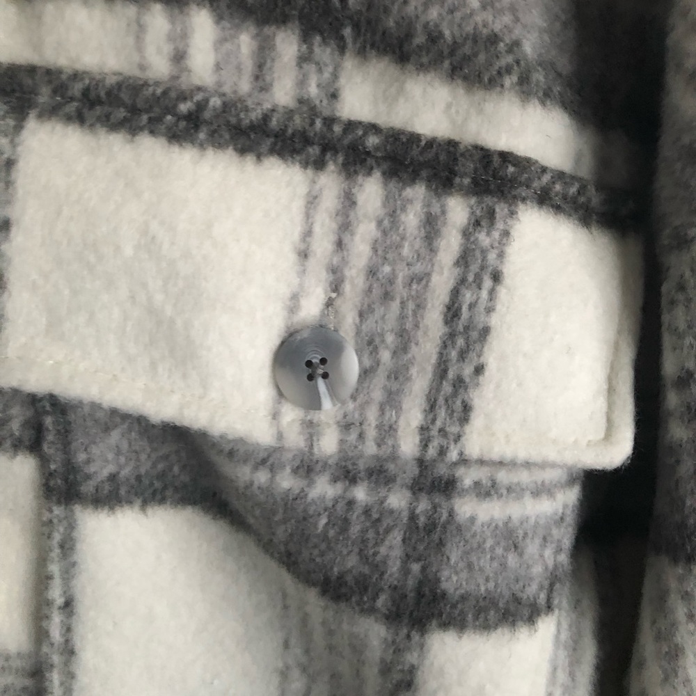 Stradivarius Plaid Jacket - Picture 4 of 6